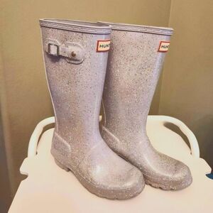 Youth Hunter rainboots sz 2
